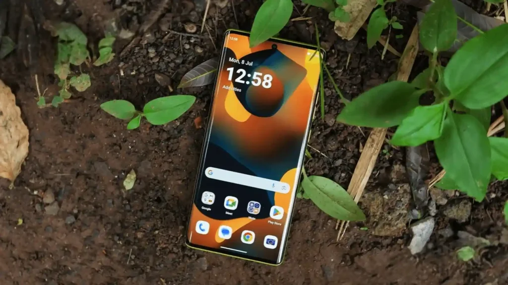 Moto G85 5G Display Review