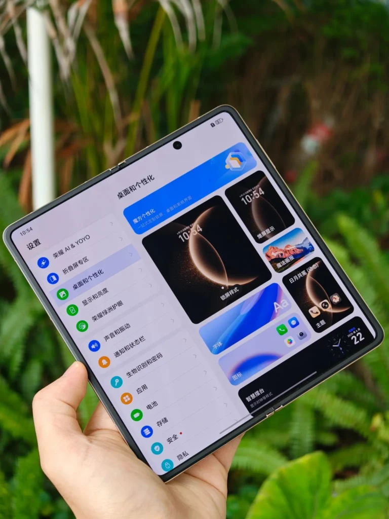 HONOR Magic V5 Hands-On Image