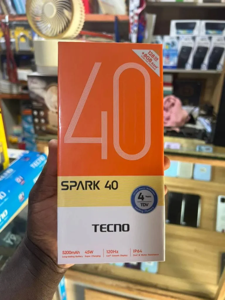 Tecno SPARK 40 LEAKED Retail Box Image