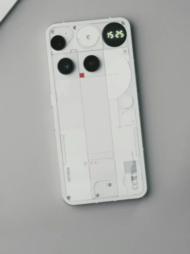 Nothing Phone (3): Weirdest Flagship 🥴 Specs, Design & Price